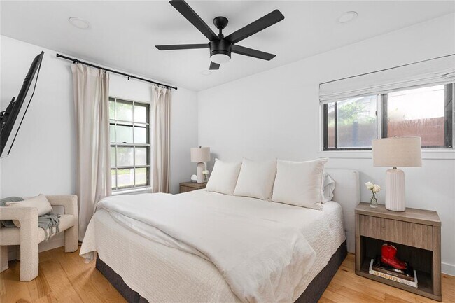 Photo - 8704 Clarewood Dr