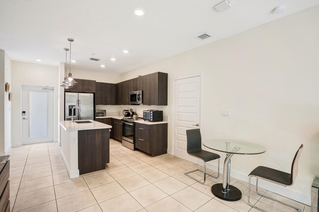 Photo - 4725 NW 85th Ave Unit 43