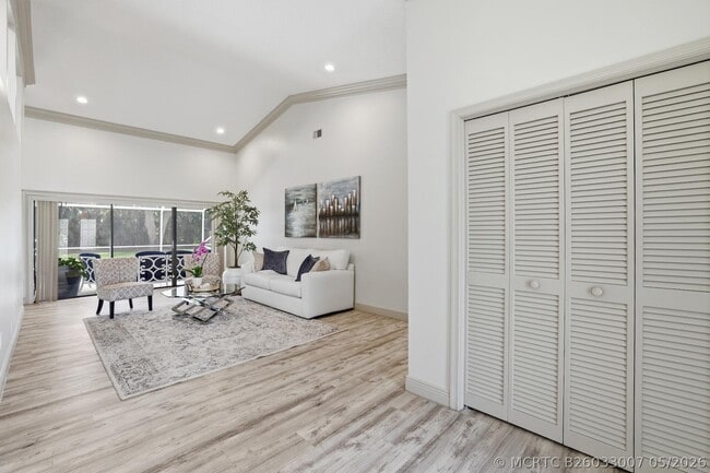 Photo - 15600 Rolling Meadows Cir