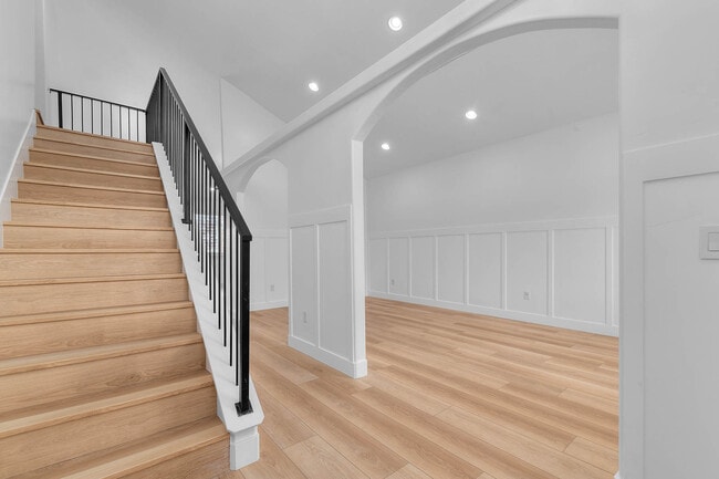 Photo - 196 E Water Ln