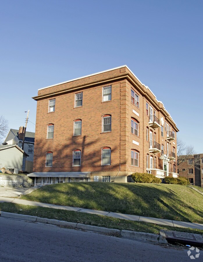Photo - 525 Brookside Dr Apartments