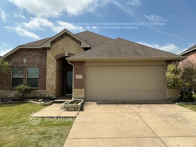 Building Photo - 402 Azalea Dr