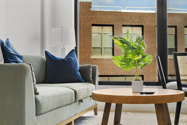 Photo - 35 W 2nd St Unidad ID1240283P