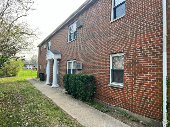 Building Photo - 5271 Hester Rd Unit 2 Rental