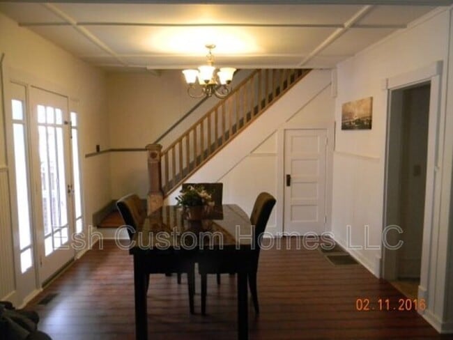 Photo - 135 W 3rd St Unit 6