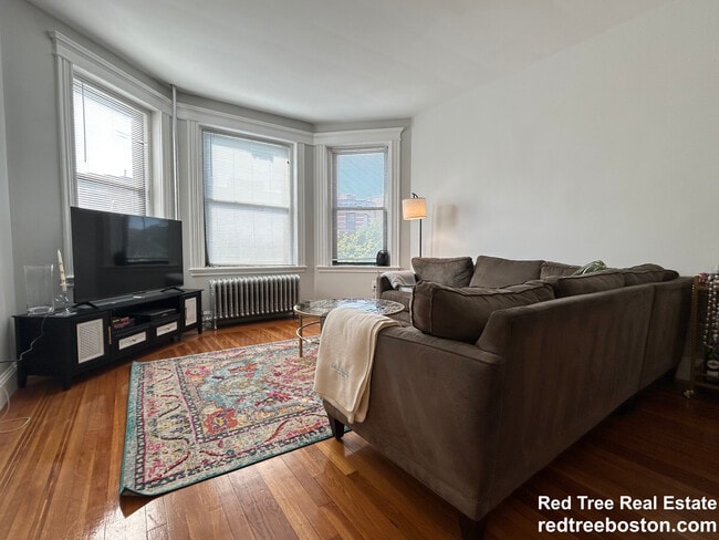 Photo - 175 Harvard St