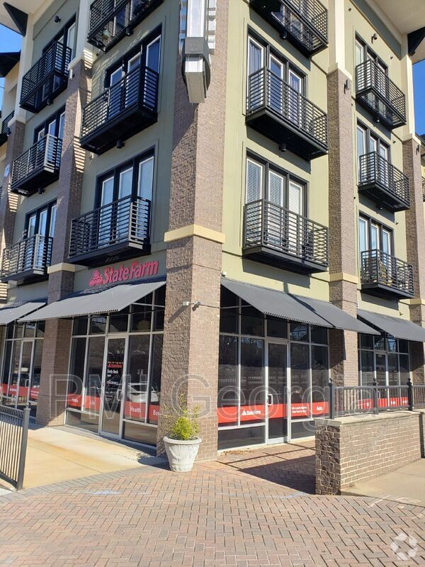 Building Photo - 5300 Peachtree Rd Unit #2306 Rental