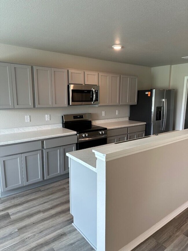 Photo - *Pre-leasing* NEWER Three Bedroom | Two Ba...