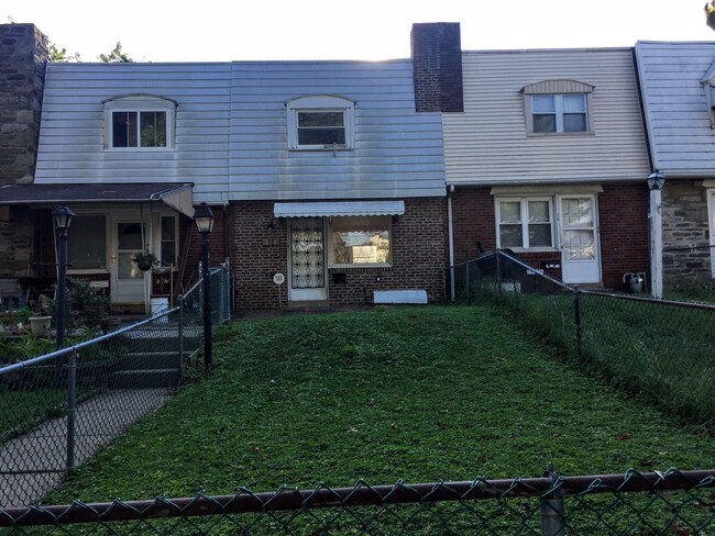 Very cute-2 bedroom home-Upper Darby - Very cute-2 bedroom home-Upper Darby