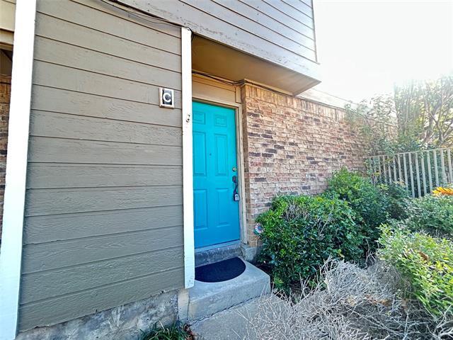 Building Photo - 6509 Hickock Dr Unit 2C