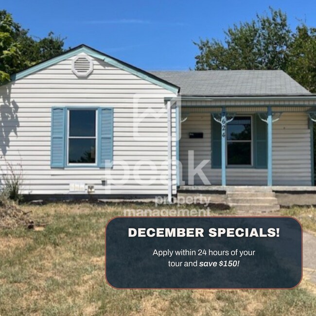 Building Photo - $1500! 3Bed/1Bath Home in Fort Worth! $100 off your initial move in costs! Apply by 12/17!