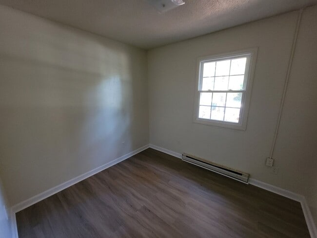 Photo - 135 Aunt Mary Ave Unidad A