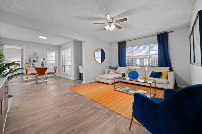 Photo - The Pointe at South Mountain