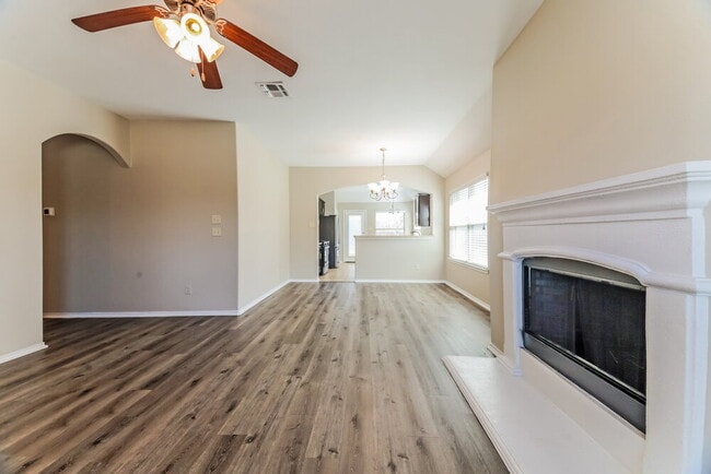 Photo - 1429 Hawk Valley Dr