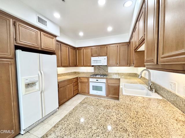 Photo - 1544 Windshore Way