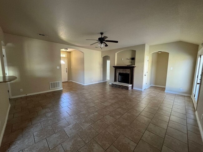 Photo - 6109 Newcastle Dr