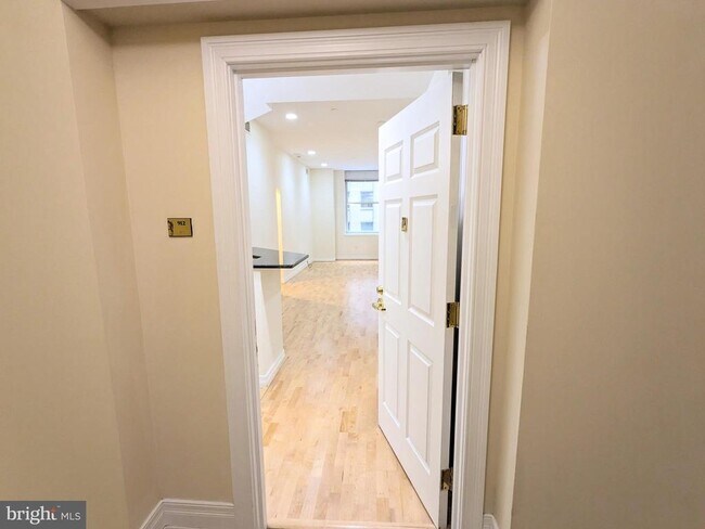 Photo - 1600 Arch St Unidad 912