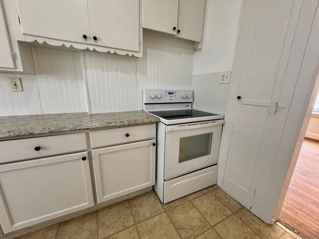 3625 Bedford St Unit Flat 1