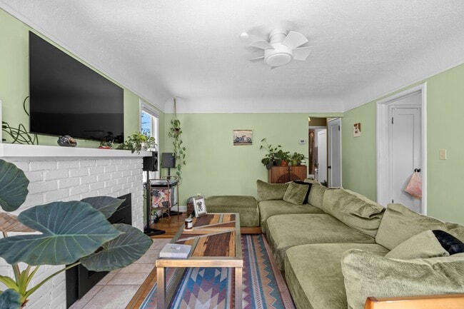Photo - 2808 W Upton Ave