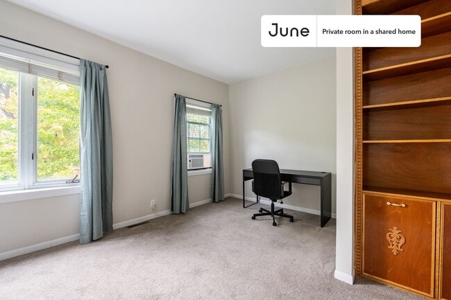 Photo - Room in Shared 5 bed/3 bath home Unit C