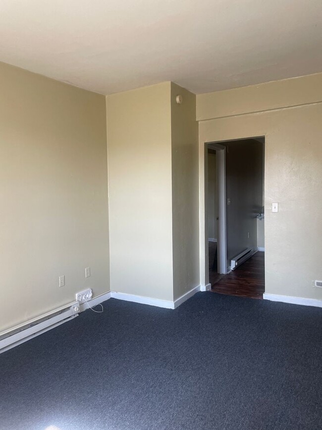 Photo - 611 Stewart Ave SE Unit 2