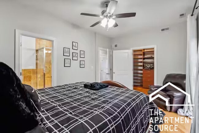 Photo - 3935 S Wells St Unidad 1