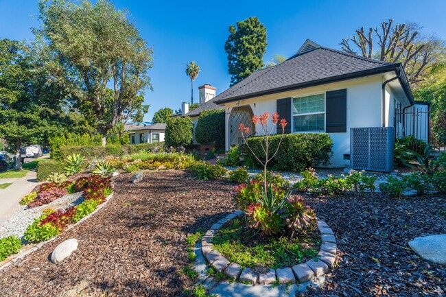 Photo - Beautiful Sherman Oaks Home Rental!