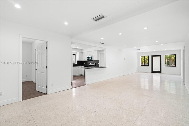 Photo - 1230 SW 13th St