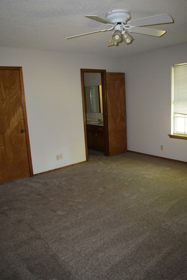 Photo - 2601 W Elgin St