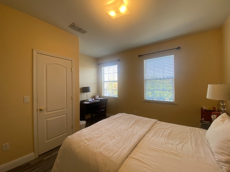 Photo - 1428 Redwood Dr