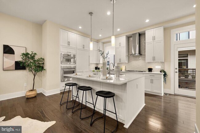 Photo - 153 Winsome Cir