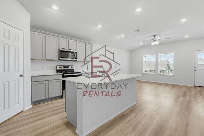 10022 Avendesora Rd