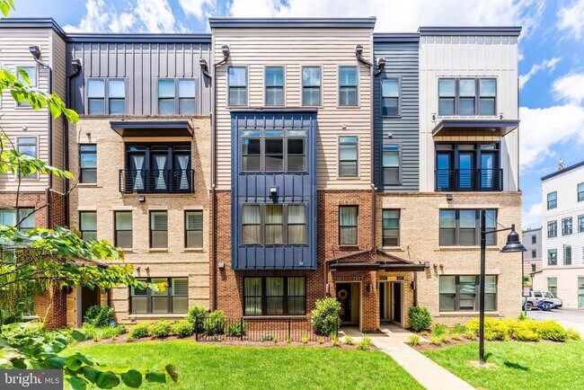Photo - 1668 Bandit Loop Townhome