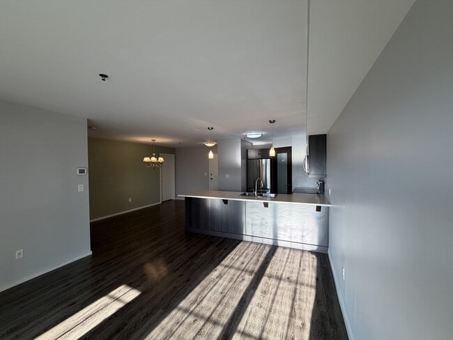 25-225 Bridgeland Dr N