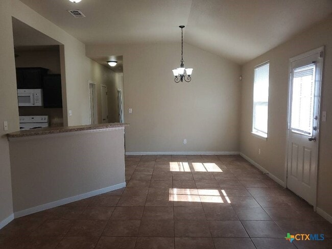 Building Photo - 1207 Cavalry Ln