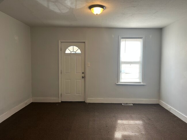 Front room - 604 E 5th St