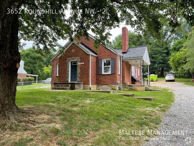 Building Photo - 3652 Roundhill Ave NW Rental