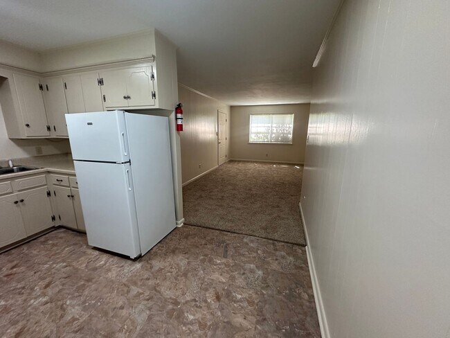 Photo - 1000 N Denver Unidad 1000 N Denver, Apt 1