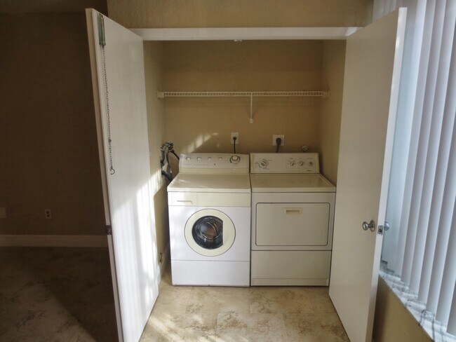 Photo - 2871 N Oakland Forest Dr Unit 103