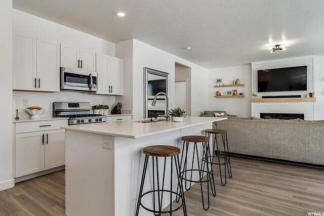 Photo - 937 Mecham Ave