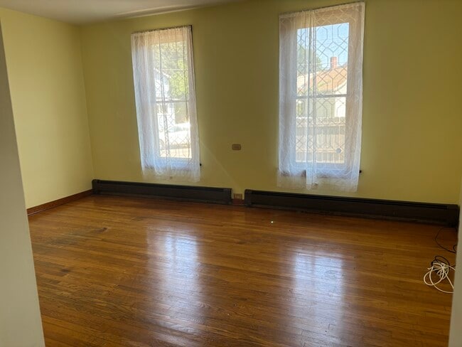 Photo - 223 W 29th St