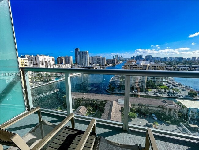 Building Photo - 2602 E Hallandale Beach Blvd Unit 1605
