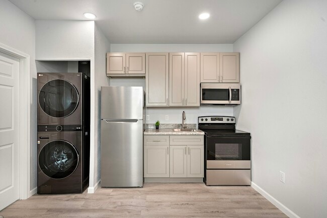 Building Photo - 2805 Church St Unit A