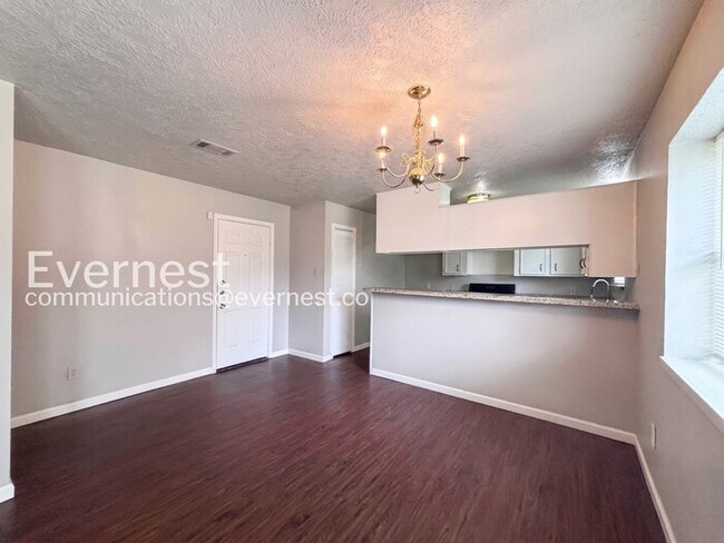 Photo - 3615 Country Rd