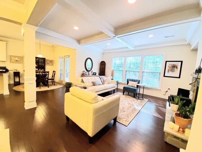 Photo - 210 Daymire Glen Ln Townhome
