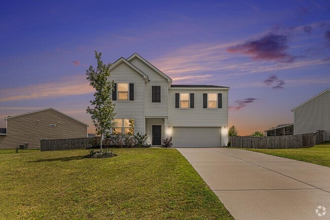 Building Photo - 715 McRoy St Rental