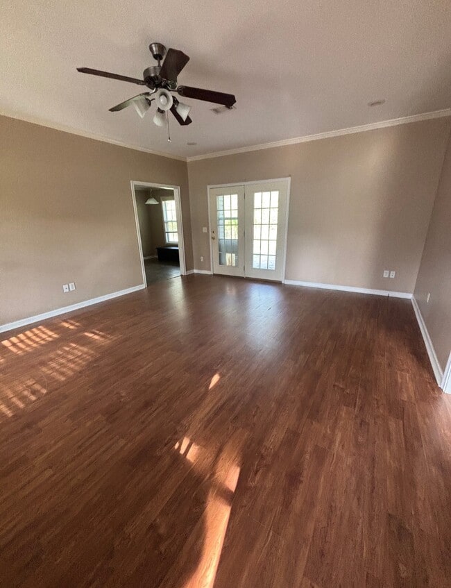 Photo - 3801 Goff St