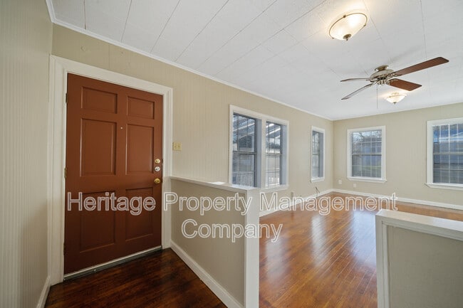 Photo - 103 Cosgrove St