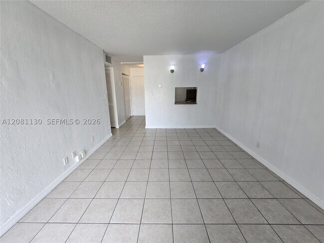Photo - 4550 NW 9th St Unit 310E