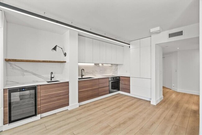 Photo - 199 14th St NE Unit 1711/1712